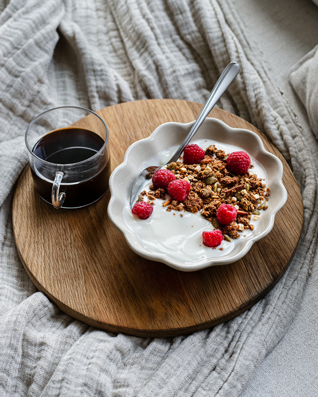 MR Cake GRANOLA - ÄPPLE OCH MANDEL (380 g)